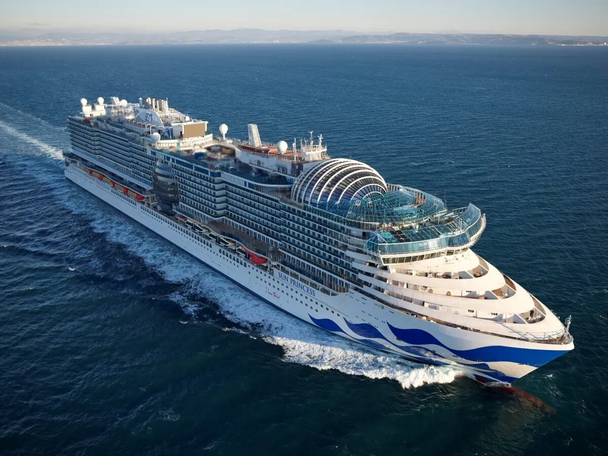 Sun Princess cruise ship sets sail in the ocean